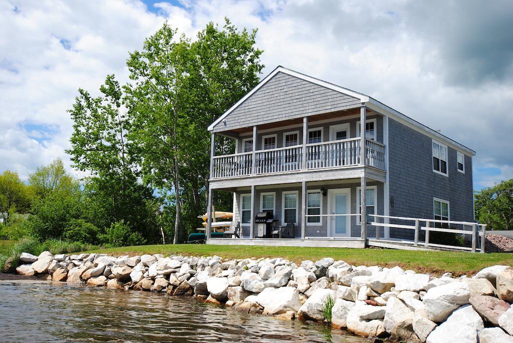 Keltic Quay Cottages & Bayfront Lodge Whycocomagh Room photo