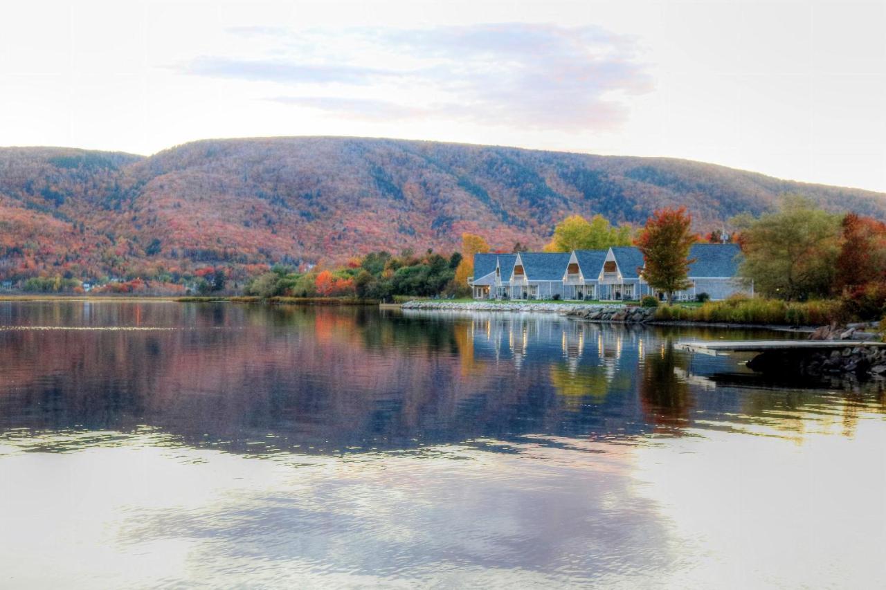 Keltic Quay Cottages & Bayfront Lodge Whycocomagh Exterior photo